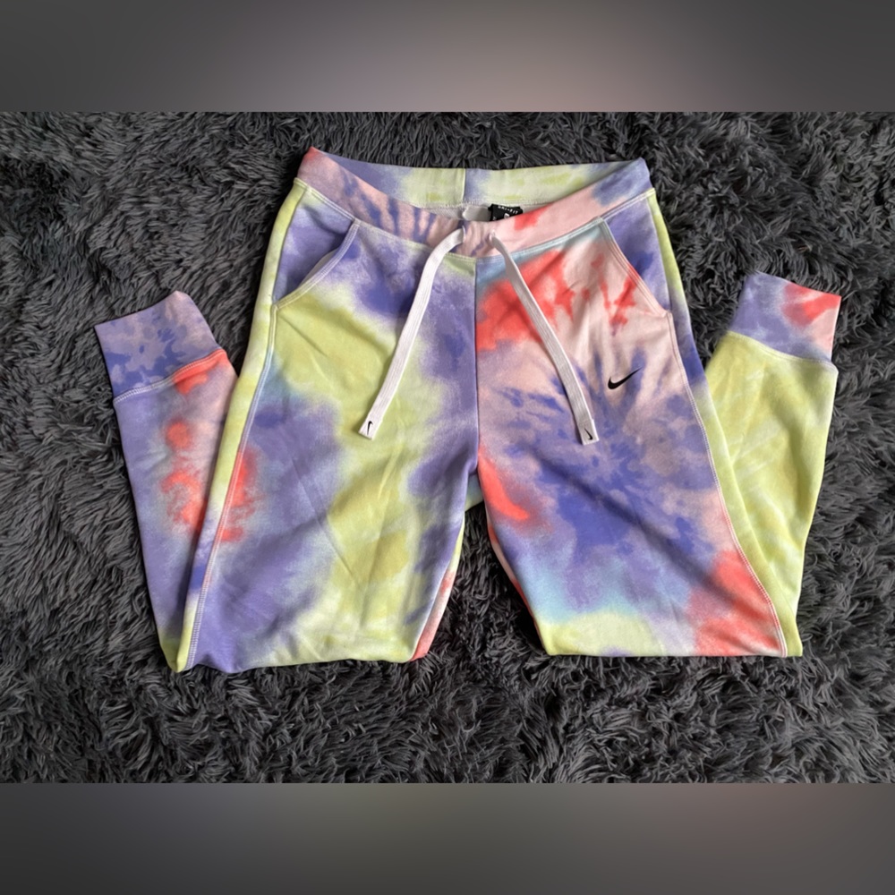 tie dye nike joggers